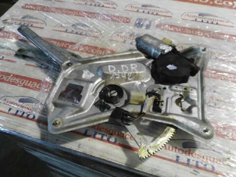 ELEVALUNAS DELANTERO DERECHO BMW SERIE 7 (E23) 735i