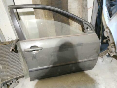 PUERTA DELANTERA DERECHA TOYOTA COROLLA (E12) 1.4 C monovolumen