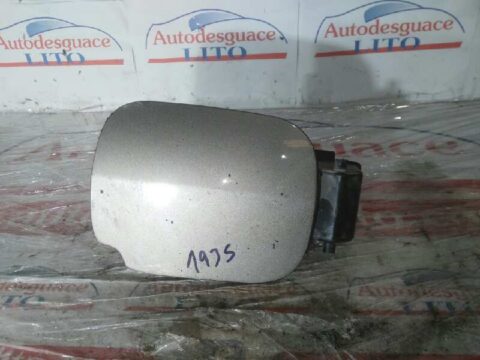 TAPA EXTERIOR COMBUSTIBLE RENAULT CLIO III Authentique