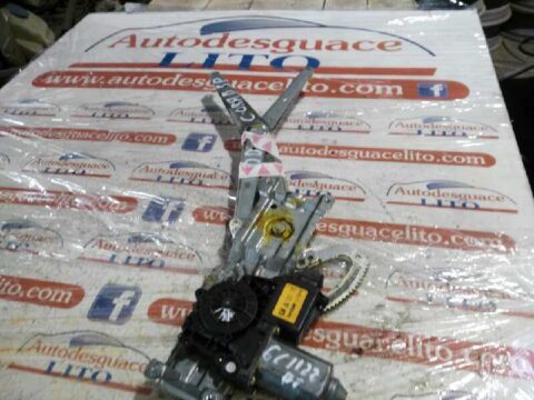 ELEVALUNAS DELANTERO DERECHO OPEL CORSA B