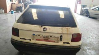 BOBINA ENCENDIDO OPEL ASTRA F BERLINA GL - fotografía 3