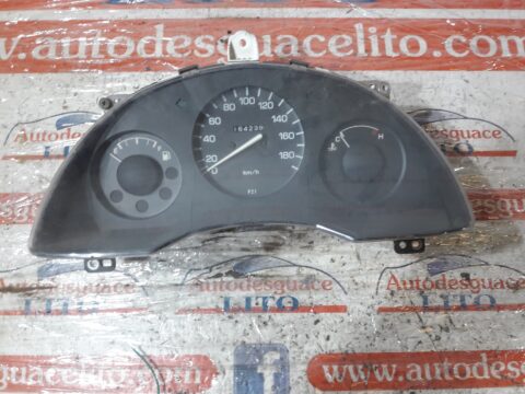 CUADRO INSTRUMENTOS TOYOTA