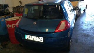 CAJA MARIPOSA RENAULT MEGANE II BERLINA 5P Confort Expression - fotografía 8