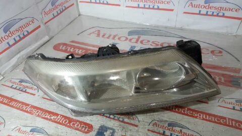 FARO DERECHO RENAULT LAGUNA II (BG0) Privilege