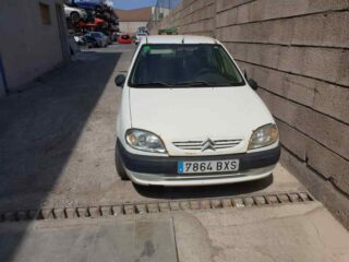 MANGUETA DELANTERA IZQUIERDA CITROEN SAXO 1.1 SX - fotografía 2