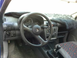 PILOTO TRASERO IZQUIERDO OPEL CORSA B Base - fotografía 5