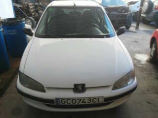 PILOTO TRASERO DERECHO PEUGEOT 106 (S1)(08.1991) Cocktail - fotografía 3