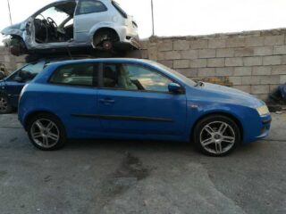 MOTOR ELEVALUNAS DELANTERO IZQUIERDO FIAT STILO (192) 1.6 16V - fotografía 6