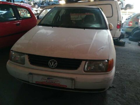 NO IDENTIFICADO VOLKSWAGEN POLO III (6N1) Básico