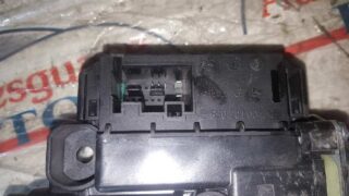 MOTOR ELEVALUNAS TRASERO IZQUIERDO VOLKSWAGEN POLO V (6R1) Advance - fotografía 2