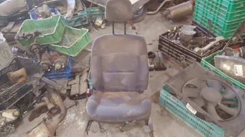 ASIENTO DELANTERO IZQUIERDO RENAULT CLIO II FASE II (BCB0) Authentique