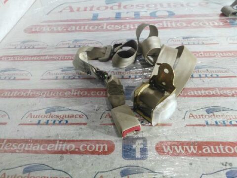 CINTURON SEGURIDAD TRASERO CENTRAL LEXUS IS 200 (GXE10)