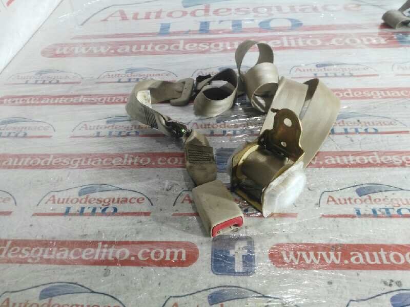 CINTURON SEGURIDAD TRASERO CENTRAL LEXUS IS 200 (GXE10)