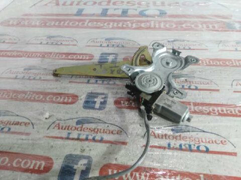 ELEVALUNAS TRASERO IZQUIERDO LEXUS IS 200 (GXE10)