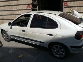 PORTON TRASERO RENAULT MEGANE I BERL. BERL. CON PORTÓN (BA0) 1.6e Alize - fotografía 6