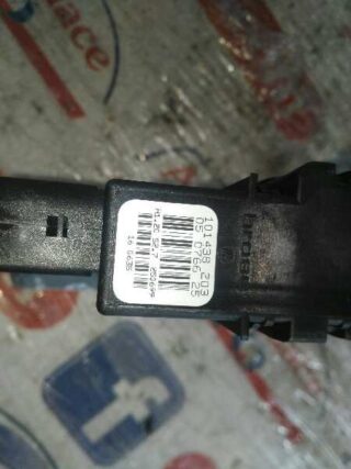 MOTOR ELEVALUNAS TRASERO IZQUIERDO VOLKSWAGEN PASSAT BERLINA (3B3) - fotografía 4