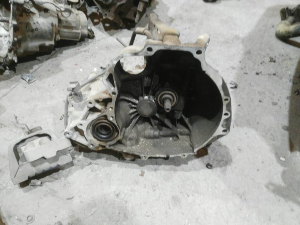 CAJA CAMBIOS NISSAN ALMERA (N15) GX