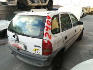 LUNA DELANTERA DERECHA OPEL CORSA B Swing - fotografía 6
