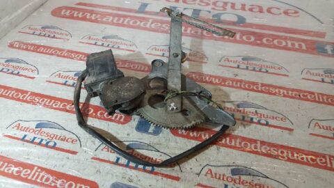 ELEVALUNAS TRASERO DERECHO MERCEDES-BENZ 123 (BM 123) TD Turbo 300
