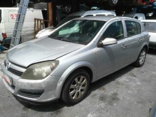 MANGUETA DELANTERA IZQUIERDA OPEL ASTRA H BERLINA Essentia - fotografía 4