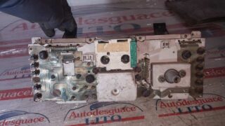 CUADRO INSTRUMENTOS RENAULT R 19 BERL. CON PORTÓN (BC53) - fotografía 2