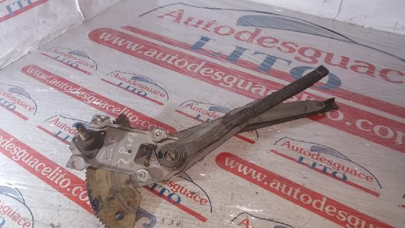 ELEVALUNAS DELANTERO IZQUIERDO TOYOTA COROLLA (E11)