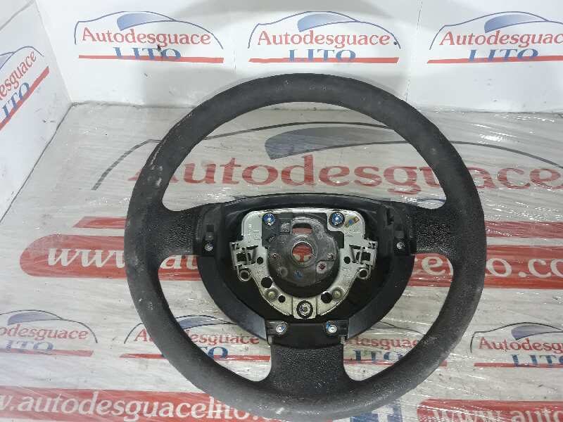 VOLANTE VOLKSWAGEN FOX (5Z1)(04.2005) Básico