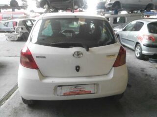 BRAZO LIMPIA DELANTERO IZQUIERDO TOYOTA YARIS (KSP9SCP9NLP9) - fotografía 4
