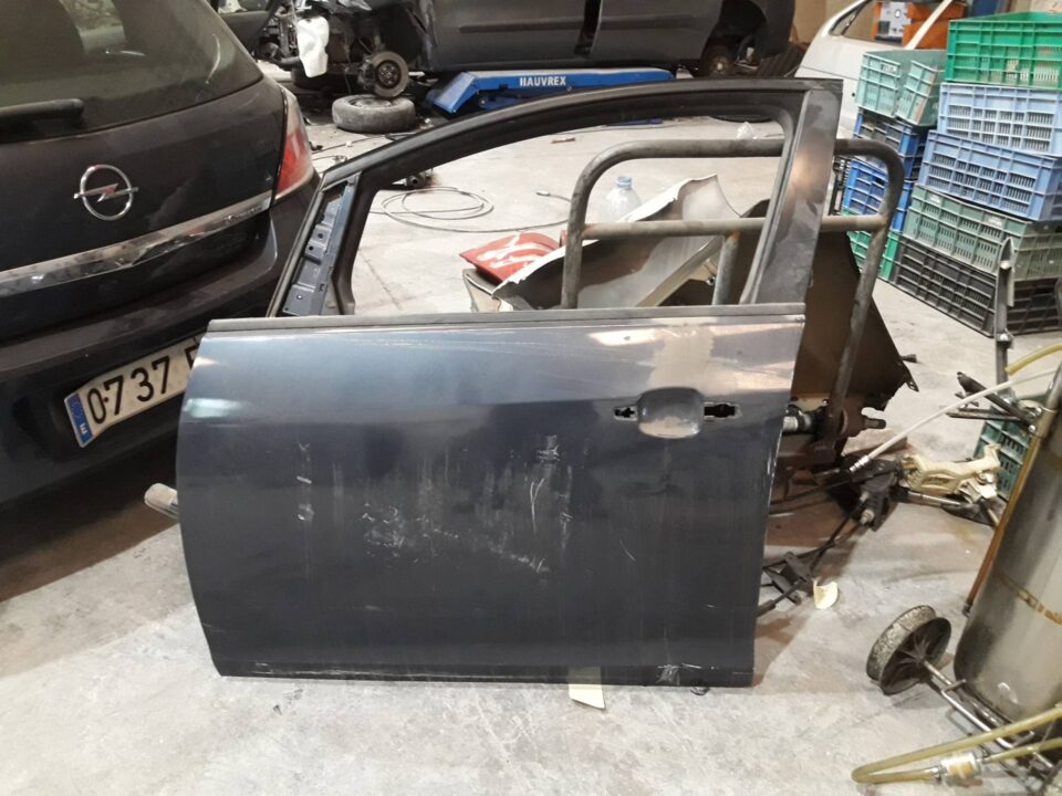 PUERTA DELANTERA IZQUIERDA OPEL ASTRA J BERLINA 5P Enjoy