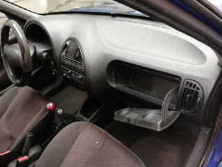 PORTON TRASERO CITROEN SAXO 1.1 Image - fotografía 4