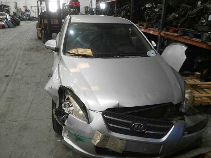 ELEVALUNAS DELANTERO IZQUIERDO KIA CEED (ED) Concept