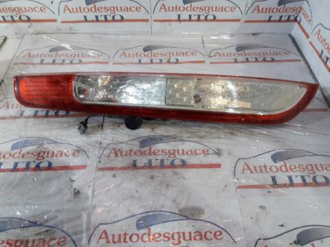 PILOTO TRASERO IZQUIERDO FORD FOCUS BERLINA (CB4) Business