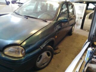 PUERTA TRASERA DERECHA OPEL CORSA B Fresh - fotografía 3