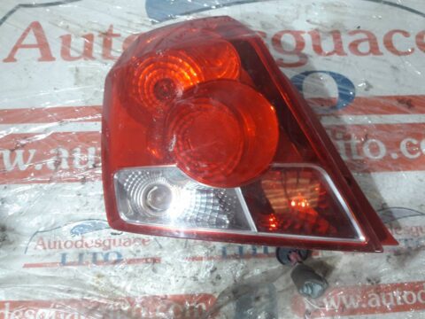 PILOTO TRASERO IZQUIERDO CHEVROLET KALOS 1.4 SE