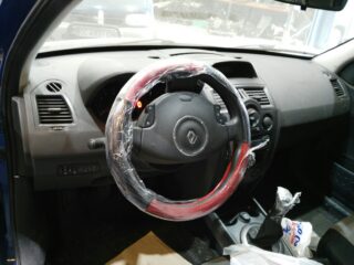 MANDO ELEVALUNAS DELANTERO IZQUIERDO RENAULT MEGANE II BERLINA 5P Authentique - fotografía 3