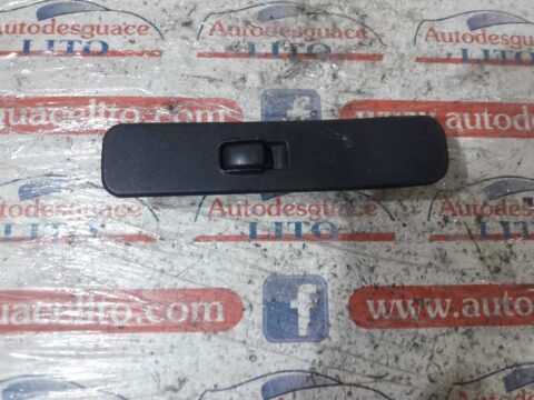 MANDO ELEVALUNAS DELANTERO DERECHO MITSUBISHI
