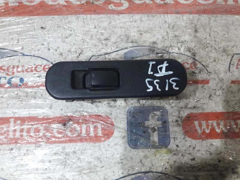 MANDO ELEVALUNAS TRASERO IZQUIERDO MITSUBISHI