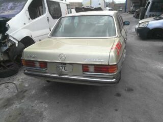 LUNA DELANTERA DERECHA MERCEDES-BENZ 123 (BM 123) TE 230 - fotografía 5