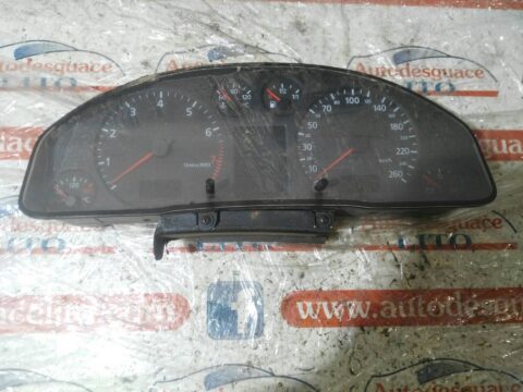 CUADRO INSTRUMENTOS AUDI A6 BERLINA (4B2) 2.4 (121kW)