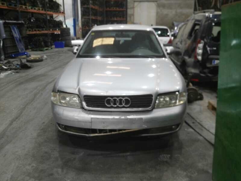LUZ INTERIOR AUDI A4 AVANT (B5) 1.6