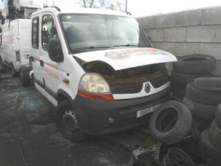REJILLA PARAGOLPES DELANTERO RENAULT MASTER II FASE 2 DOBLE CABINA CAMIÓNCHASIS Doble cabina Volquete Batalla 4078 mm - fotografía 1