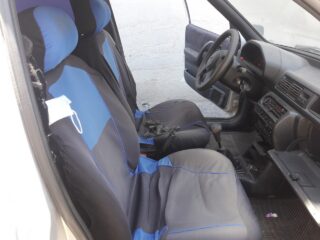 FARO DERECHO FORD FIESTA BERL.COURIER Courier Familiar - fotografía 6