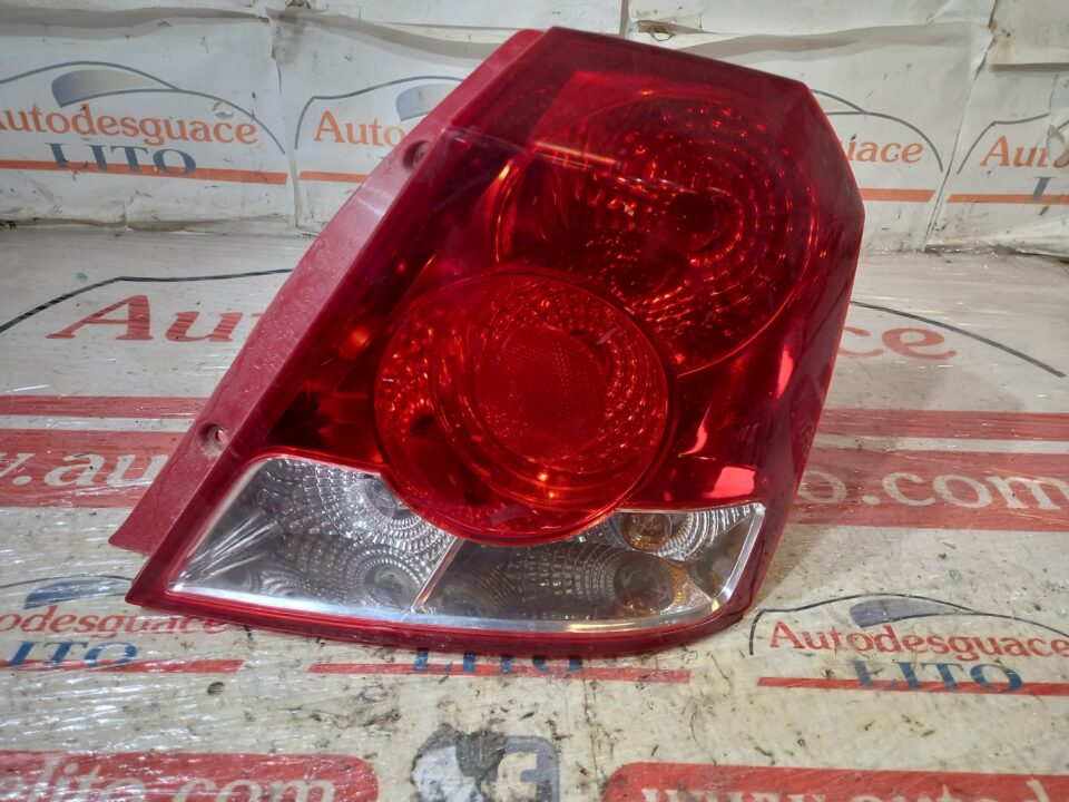 PILOTO TRASERO DERECHO CHEVROLET KALOS 1.2 S (DA)