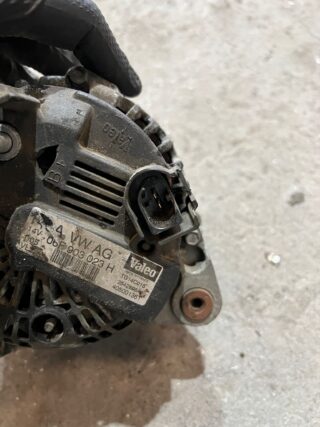 ALTERNADOR AUDI A4 BERLINA (8E) 2.0 TDI 16V (103kW) - fotografía 1