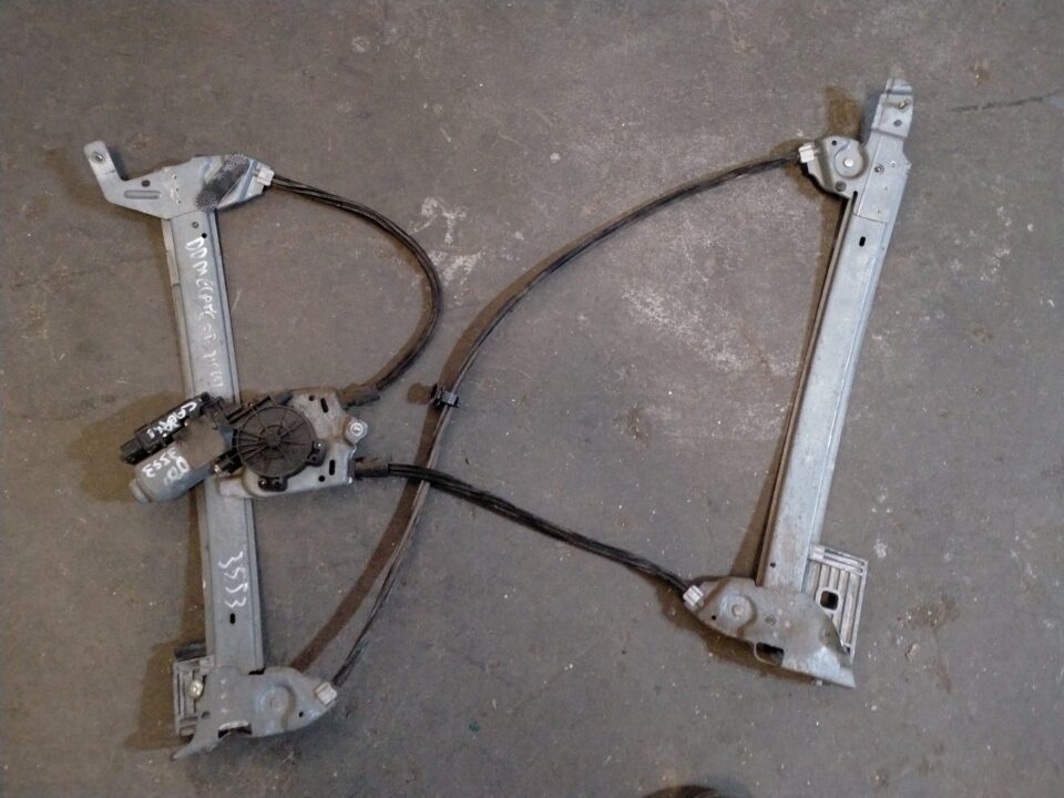 ELEVALUNAS DELANTERO DERECHO RENAULT MEGANE II COUPECABRIO Authentique