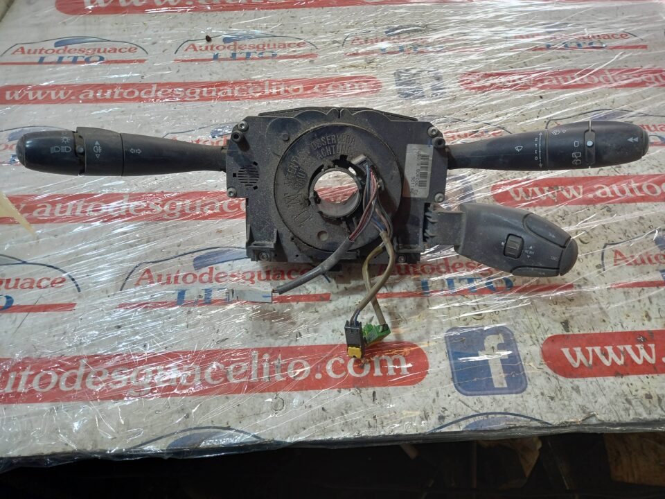 MANDO MULTIFUNCION PEUGEOT 207 SW Confort