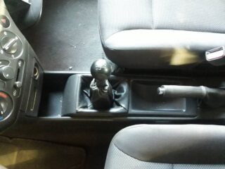 MANDO ELEVALUNAS DELANTERO DERECHO CHEVROLET AVEO BERLINA LS - fotografía 2