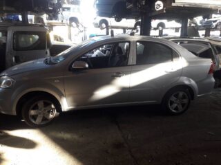 MANDO ELEVALUNAS DELANTERO IZQUIERDO CHEVROLET AVEO BERLINA LS - fotografía 3