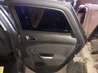 PUERTA TRASERA IZQUIERDA OPEL ASTRA J BERLINA 5P Enjoy - fotografía 7