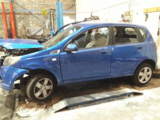 DEPOSITO LIMPIA CHEVROLET AVEO HATCHBACK LS - fotografía 4
